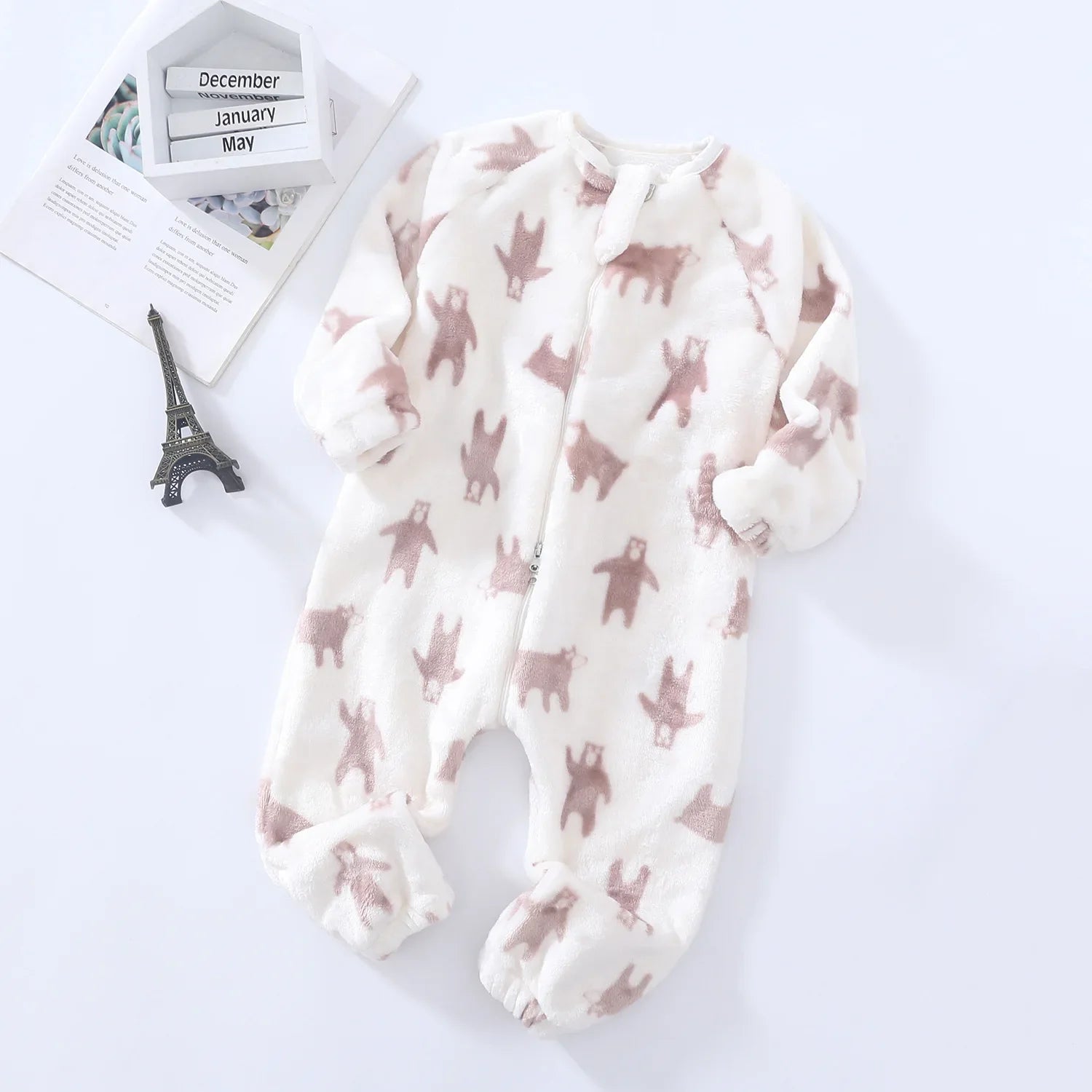 Baby-Schlafanzug ohne Füßchen, flache Nähte und weiches Material, Baby-Pyjama zum Einkuscheln, Vorderansicht