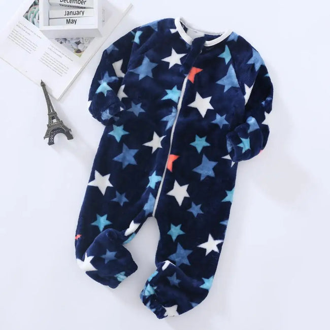 Baby-Schlafanzug Sterne, flache Nähte und weiches Material, Baby-Pyjama zum Einkuscheln, Vorderansicht