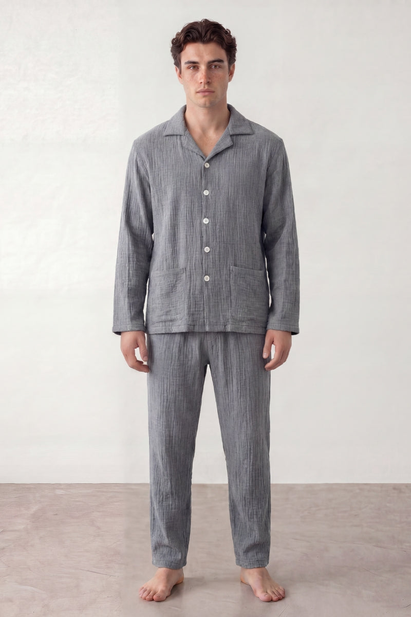 Baumwoll-Schlafanzug Nadelstreifen Herren, atmungsaktive Baumwolle, Baumwoll-Pyjama für Herren zum Einkuscheln, Vorderansicht