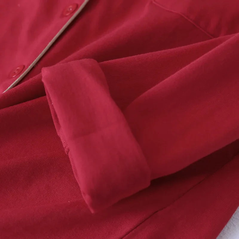 Baumwoll-Schlafanzug Rot Herren, atmungsaktive Baumwolle, Baumwoll-Pyjama für Herren zum Einkuscheln, Rückansicht