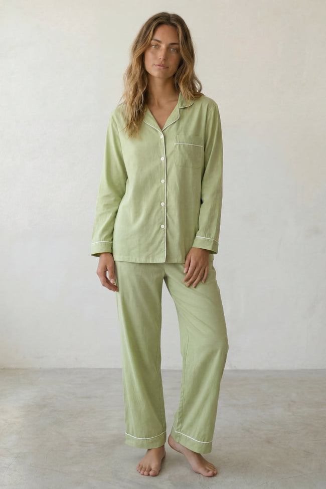 Baumwoll-Schlafanzug Salbeigrün Damen, atmungsaktive Baumwolle, Baumwoll-Pyjama für Damen zum Einkuscheln, Vorderansicht
