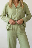 Baumwoll-Schlafanzug Salbeigrün Damen, atmungsaktive Baumwolle, Baumwoll-Pyjama für Damen, Detailansicht der Verarbeitung