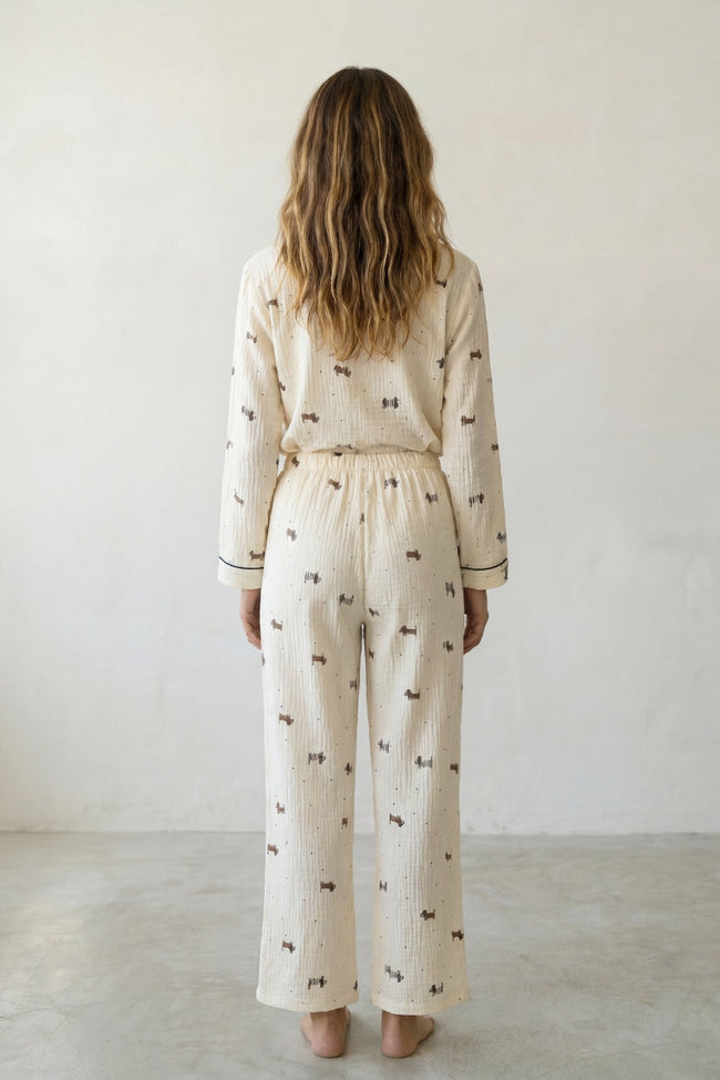 Baumwoll-Schlafanzug Schleifen Damen, atmungsaktive Baumwolle, Baumwoll-Pyjama für Damen zum Einkuscheln, Rückansicht