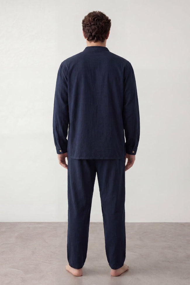 Baumwoll-Schlafanzug Stehkragen Herren, atmungsaktive Baumwolle, Baumwoll-Pyjama für Herren zum Einkuscheln, Rückansicht
