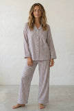 Baumwoll-Schlafanzug Streifen Grau Damen, atmungsaktive Baumwolle, Baumwoll-Pyjama für Damen zum Einkuscheln, Vorderansicht