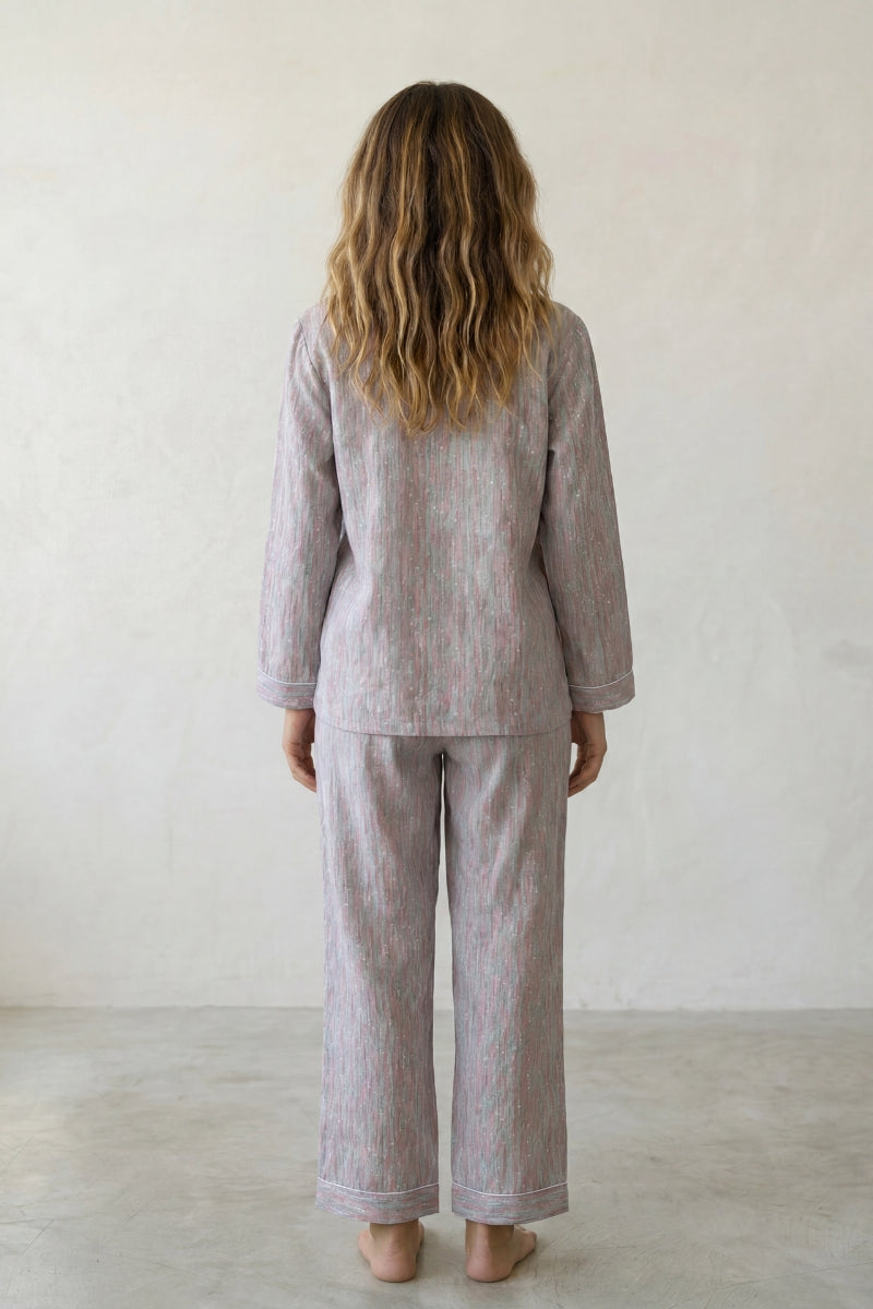Baumwoll-Schlafanzug Streifen Grau Damen, atmungsaktive Baumwolle, Baumwoll-Pyjama für Damen, Detailansicht der Verarbeitung