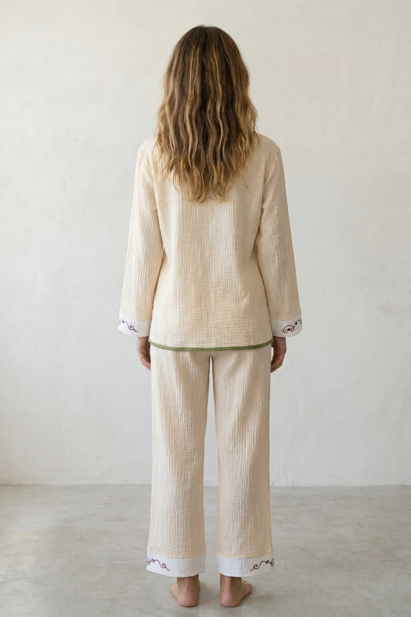 Baumwoll-Schlafanzug Wickeloptik Khaki Damen, atmungsaktive Baumwolle, Baumwoll-Pyjama für Damen, Gesamtansicht des Sets