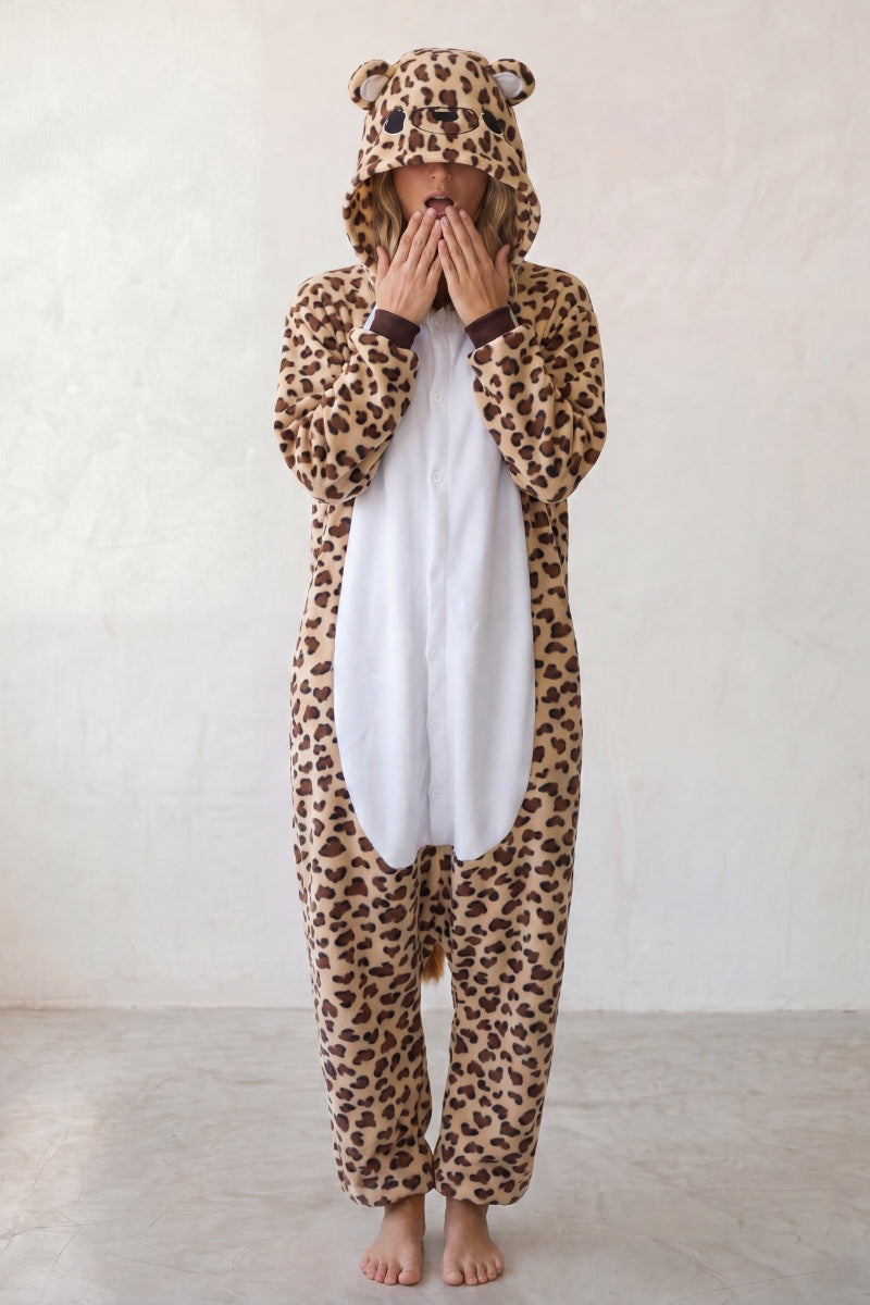 Einteiler Schlafanzug Tier Leopard, Kapuze und durchgehender Reißverschluss, einteiliger Schlafanzug für Damen und Herren, Vorderansicht