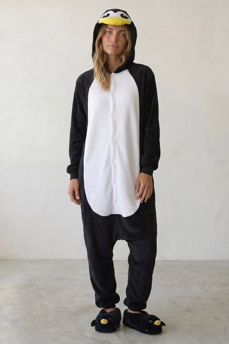 Einteiler Schlafanzug Tier Pinguin, Kapuze und durchgehender Reißverschluss, einteiliger Schlafanzug für Damen und Herren, Vorderansicht