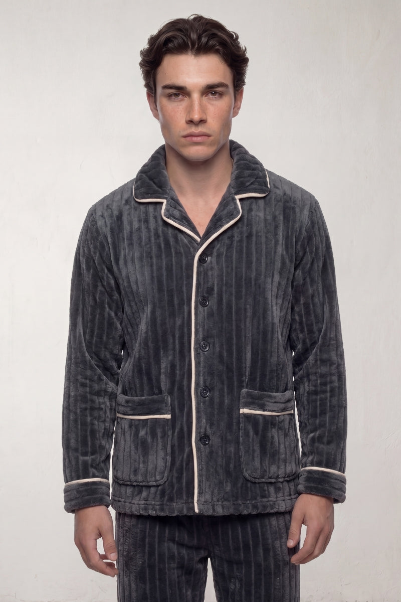 Fleece-Schlafanzug Anthrazit Gerippt Herren, flauschiges Fleece, Fleece-Pyjama für Herren zum Einkuscheln, Vorderansicht