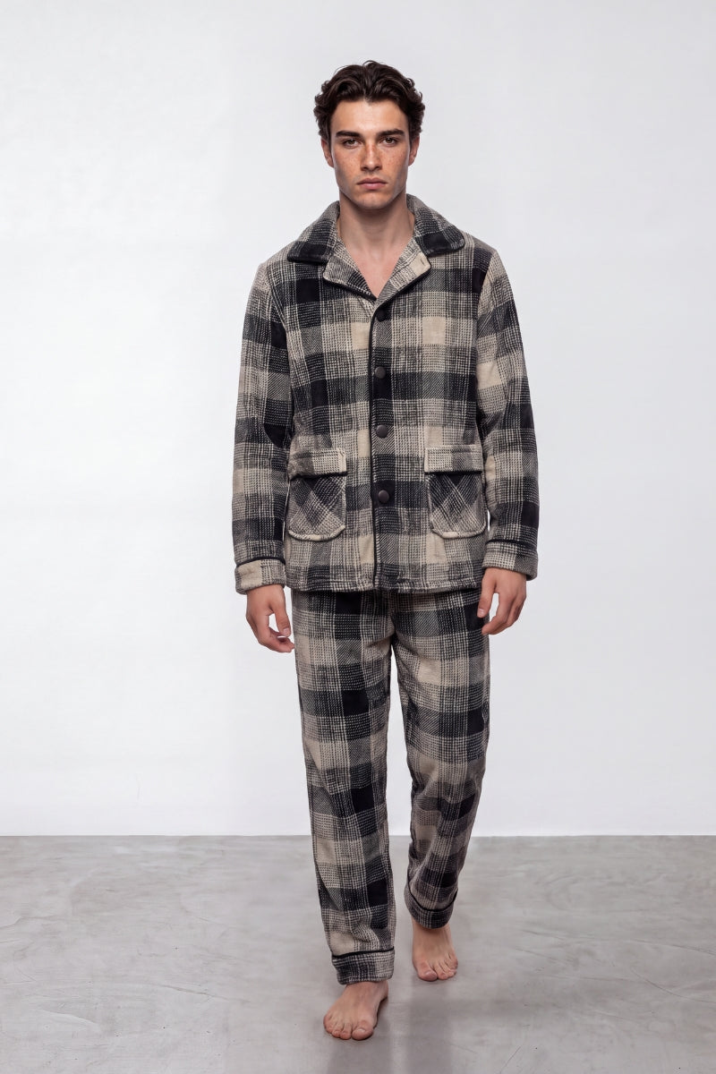 Fleece-Schlafanzug Karo Khaki Herren, flauschiges Fleece, Fleece-Pyjama für Herren zum Einkuscheln, Vorderansicht