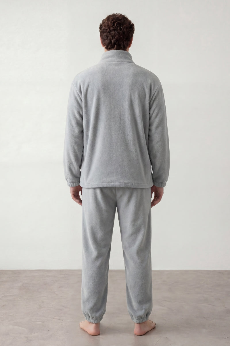 Fleece-Schlafanzug Mausgrau Herren, flauschiges Fleece, Fleece-Pyjama für Herren zum Einkuscheln, Rückansicht
