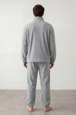 Fleece-Schlafanzug Mausgrau Herren, flauschiges Fleece, Fleece-Pyjama für Herren zum Einkuscheln, Rückansicht