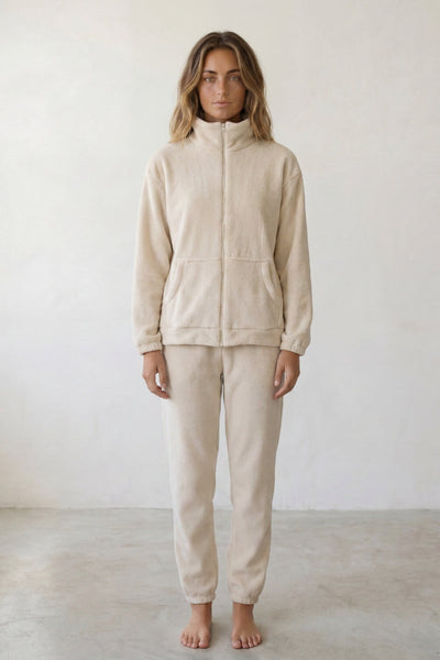 Fleece-Schlafanzug Sandbeige