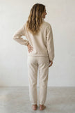 Fleece-Schlafanzug Sandbeige, flauschiges Fleece, Fleece-Pyjama für Damen zum Einkuscheln, Rückansicht