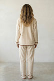 Fleece-Schlafanzug Winter Ecru, flauschiges Fleece, Fleece-Pyjama für Damen zum Einkuscheln, Detailansicht der Verarbeitung