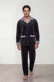 Fleece-Schlafanzug Zweifarbig Herren, flauschiges Fleece, Fleece-Pyjama für Herren zum Einkuscheln, Vorderansicht