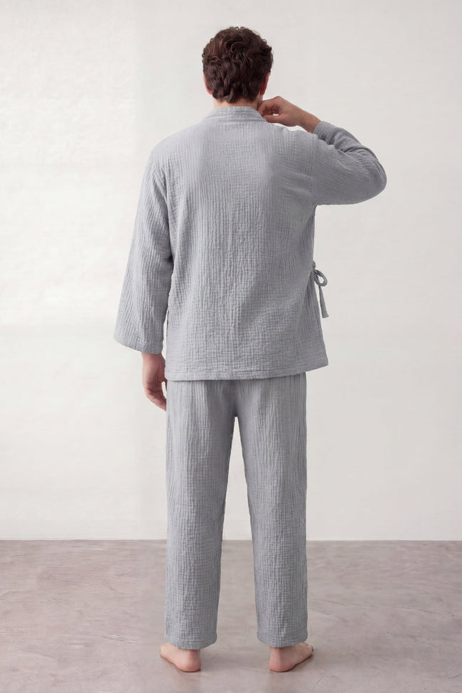 Kimono-Schlafanzug Hellgrau Herren, atmungsaktive Baumwolle, Baumwoll-Pyjama für Herren zum Einkuscheln, Rückansicht