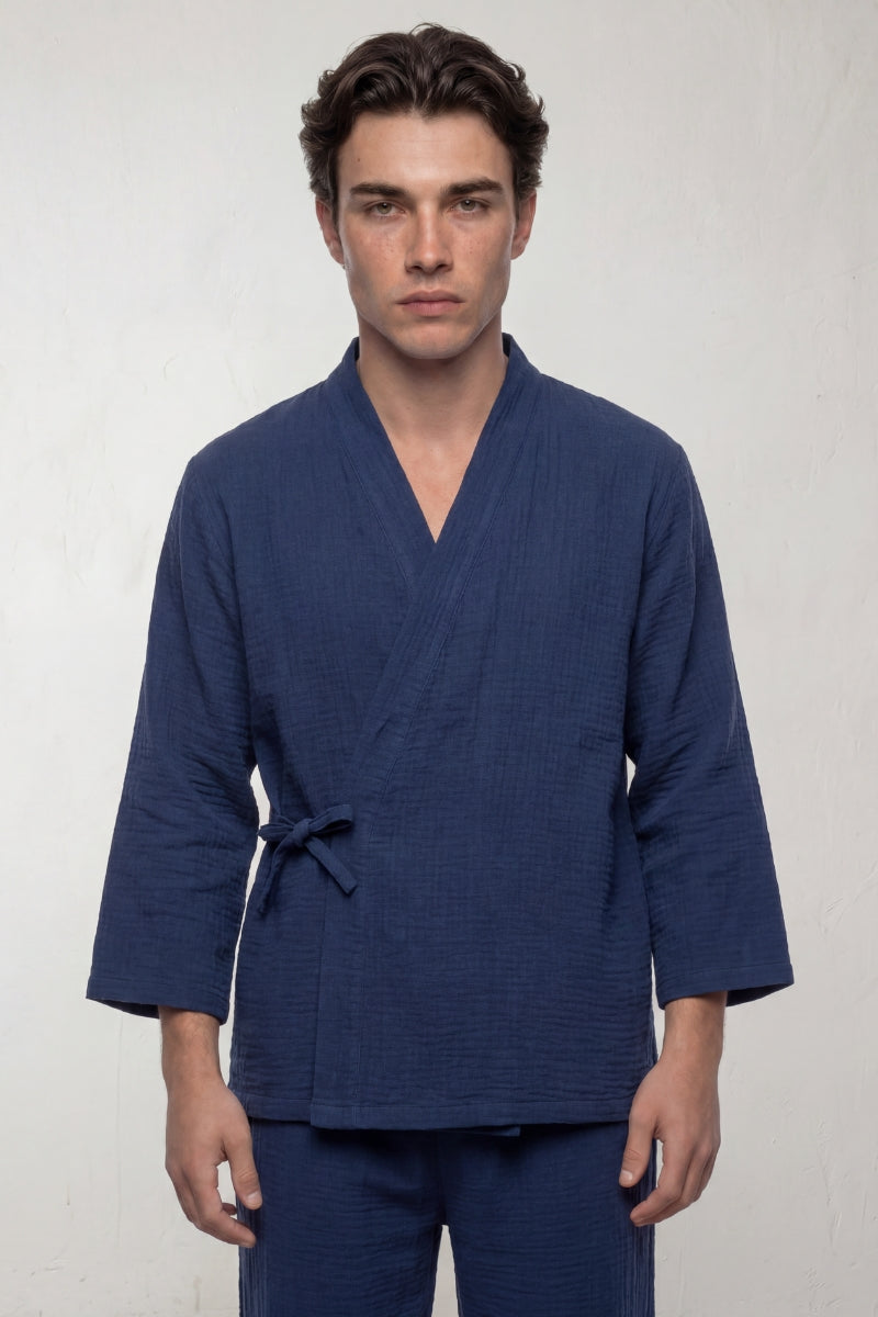 Kimono-Schlafanzug Marineblau Herren, atmungsaktive Baumwolle, Baumwoll-Pyjama für Herren zum Einkuscheln, Vorderansicht