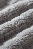 Wohndecke Graublau, flauschige Wohndecke aus Kuschelfleece, warm und weich für gemütliche Abende auf dem Sofa