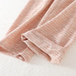 Partner-Schlafanzug Gemeinsam, abgestimmter Schlafanzug für Damen und Herren in Rosa und Grau, weich und warm für gemütliche Nächte zu zweit
