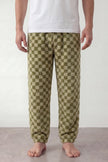 Schlafhose Kuschelfleece Khaki Herren, weicher Gummibund, Pyjamahose für Herren zum Einkuscheln, Vorderansicht