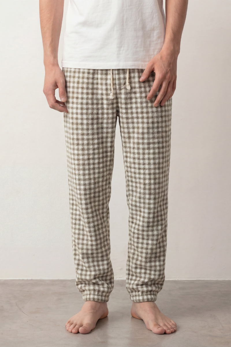 Schlafhose Vichy-Karo Herren, weicher Gummibund, Pyjamahose für Herren zum Einkuscheln, Vorderansicht