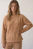 Warmer Schlafanzug Camel, dichte Waffelstruktur aus Kuschelfleece, Winter-Pyjama für Damen zum Einkuscheln, Vorderansicht