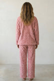 Warmer Schlafanzug Rosa mit Bärchen, dichte Waffelstruktur aus Kuschelfleece, Winter-Pyjama für Damen, Rückansicht