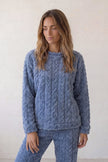 Winter-Schlafanzug Blau, dichte Waffelstruktur aus Kuschelfleece, Winter-Pyjama für Damen zum Einkuscheln, Vorderansicht