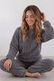 Winter-Schlafanzug Grau, dichte Waffelstruktur aus Kuschelfleece, Winter-Pyjama für Damen zum Einkuscheln, Vorderansicht